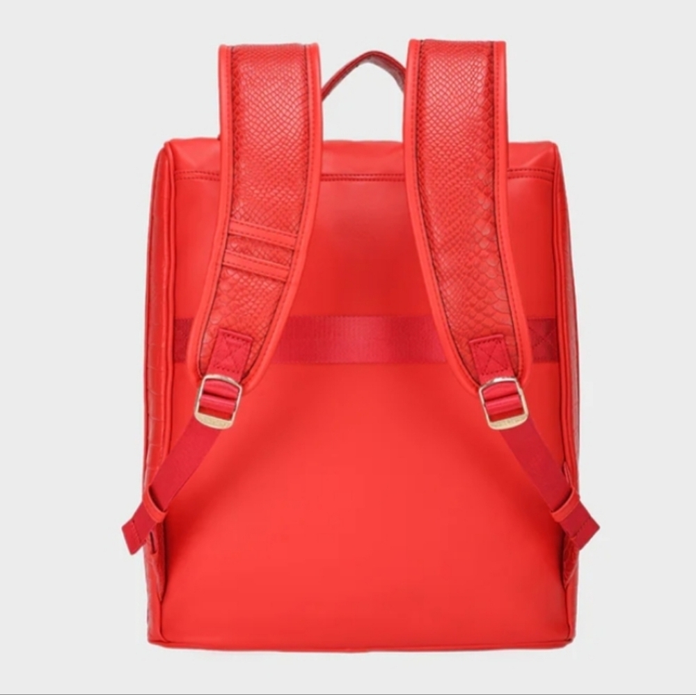 Elegant Red Travel Bag Set By Tote And Carry - Picture 3 of 16